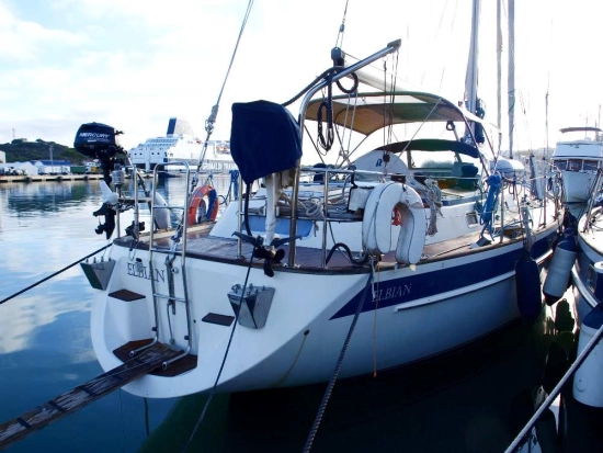 Hallberg Rassy HR 42 F preowned for sale