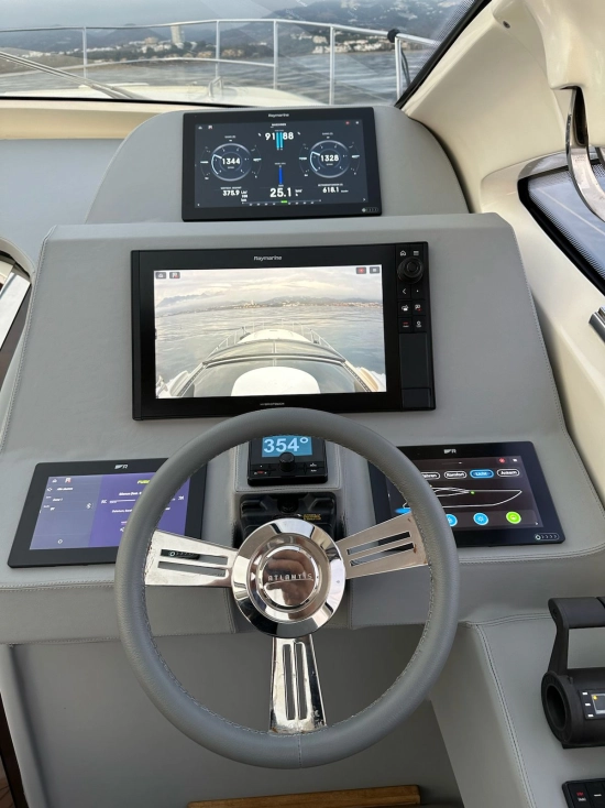 Azimut Atlantis 55 preowned for sale