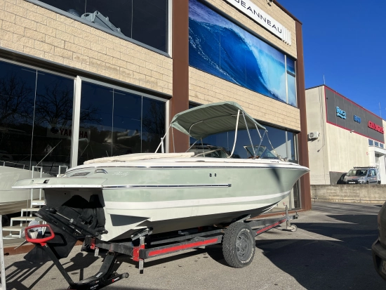 Chris Craft LAUNCH 22 LH preowned for sale