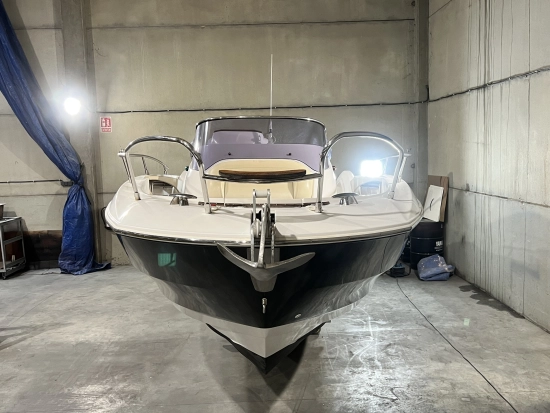 Sessa Marine Key Largo 27 preowned for sale