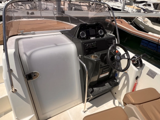 Quicksilver Sundeck 755 gebraucht zum verkauf