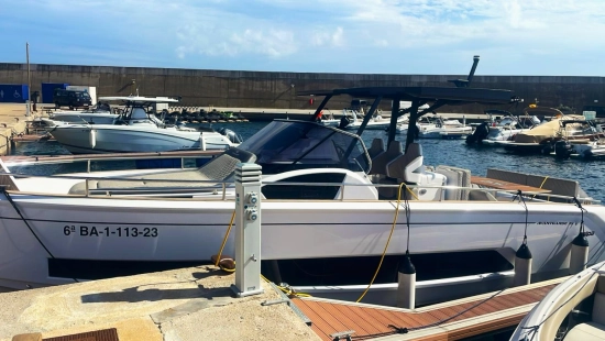 Salpa AVANTGARDE 35 MODELO 2023 preowned for sale