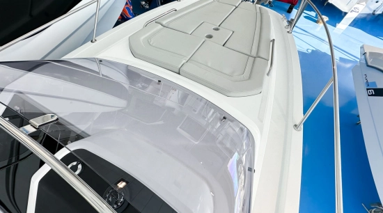 Beneteau Flyer 8 SUNdeck brand new for sale