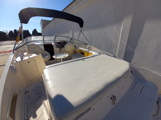 Rinker Captiva 232  CUDDY preowned for sale