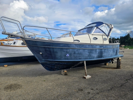 Mimi LIBECCIO 25 CABIN preowned for sale