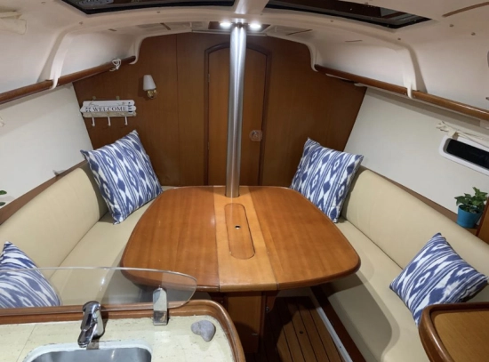 Beneteau Oceanis 323 d’occasion à vendre