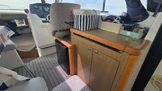 Beneteau Antares 8.80 d’occasion à vendre