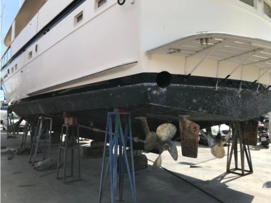 Hatteras Yachts 70 gebraucht zum verkauf