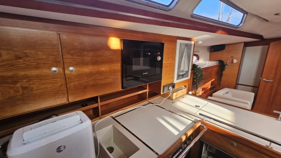 Hanse 531 E WHITE NIGHT preowned for sale