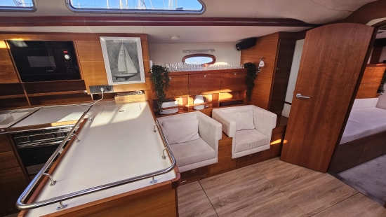 Hanse 531 E WHITE NIGHT preowned for sale