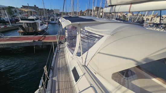 Hanse 531 E WHITE NIGHT preowned for sale