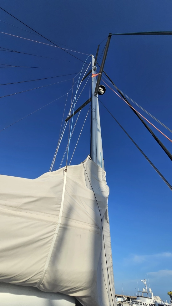 Hanse 531 E WHITE NIGHT preowned for sale