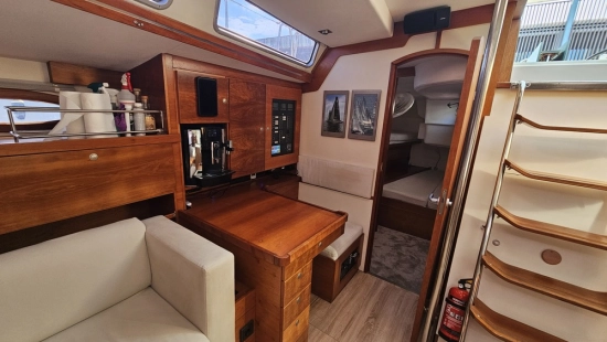 Hanse 531 E WHITE NIGHT preowned for sale