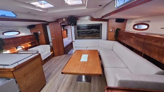 Hanse 531 E WHITE NIGHT preowned for sale