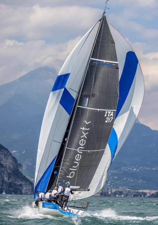 MELGES 32 preowned for sale