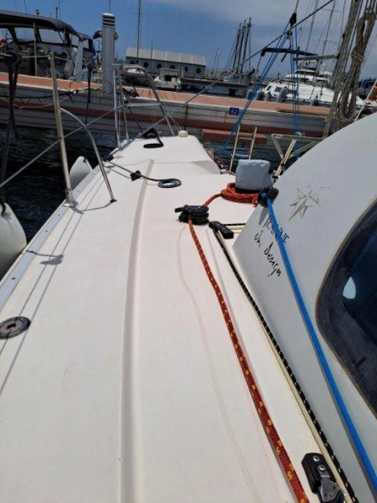 Jeanneau ONE DESIGN JOD 35 HECHICERO preowned for sale