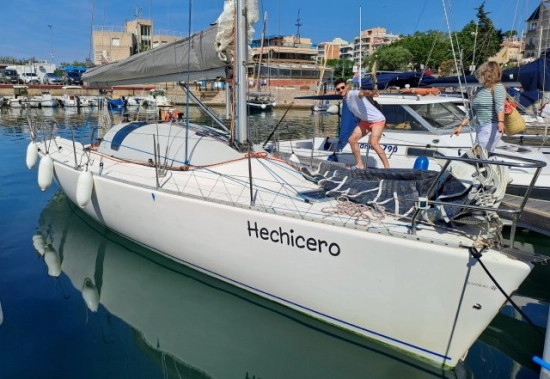 Jeanneau ONE DESIGN JOD 35 HECHICERO preowned for sale