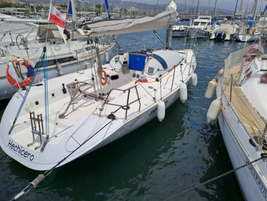 Jeanneau ONE DESIGN JOD 35 HECHICERO preowned for sale