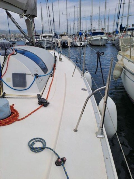 Jeanneau ONE DESIGN JOD 35 HECHICERO preowned for sale