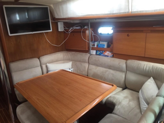 Jeanneau Sun Odyssey 43 preowned for sale