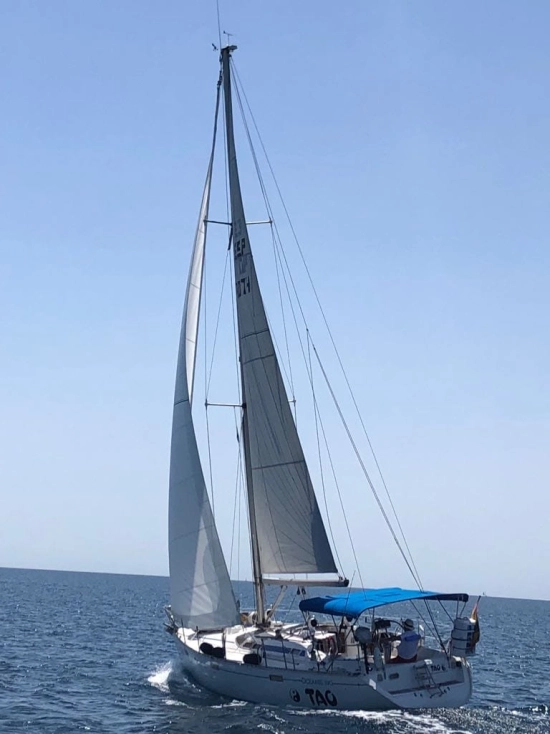 Beneteau Oceanis 390 preowned for sale