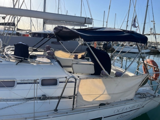 Beneteau Oceanis 393 preowned for sale