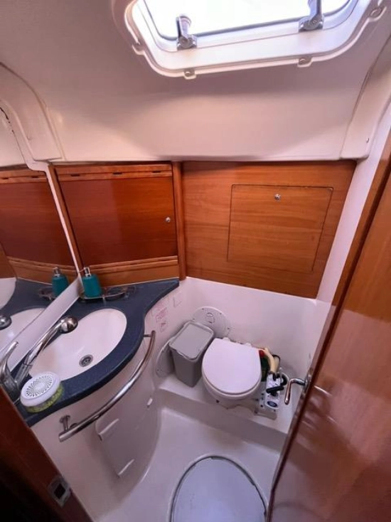 Bavaria Yachts 38 Cruiser preowned for sale