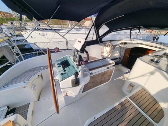 Beneteau Oceanis 411 Celebration preowned for sale