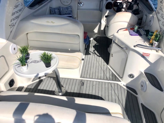 Sea Ray Sundancer 280 preowned for sale