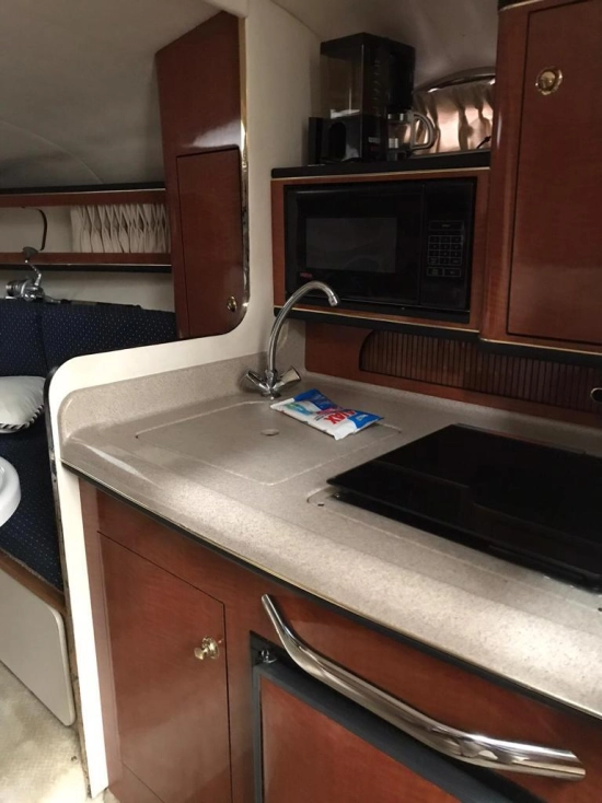 Sea Ray Sundancer 280 preowned for sale