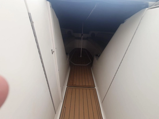 Sea Ray Sundeck 240 preowned for sale