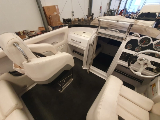 Donzi Marine 27 ZR preowned for sale