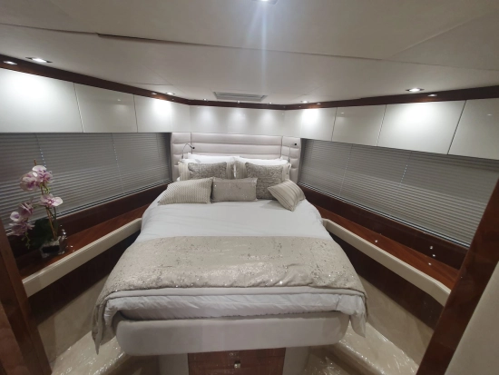 Sunseeker Manhattan 66 preowned for sale