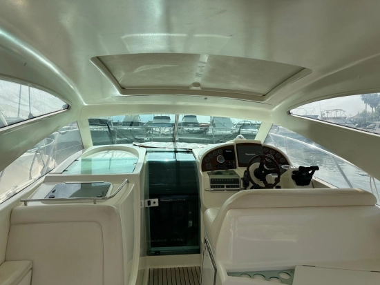 Jeanneau Prestige 34 Hard Top preowned for sale