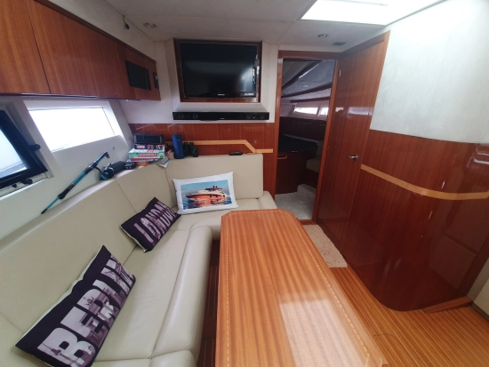 Galeon 385 HTS preowned for sale