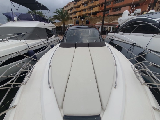 Galeon 385 HTS preowned for sale