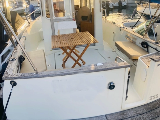 Rhea marine 730 T preowned for sale