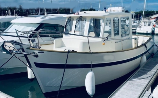 Rhea marine 730 T preowned for sale