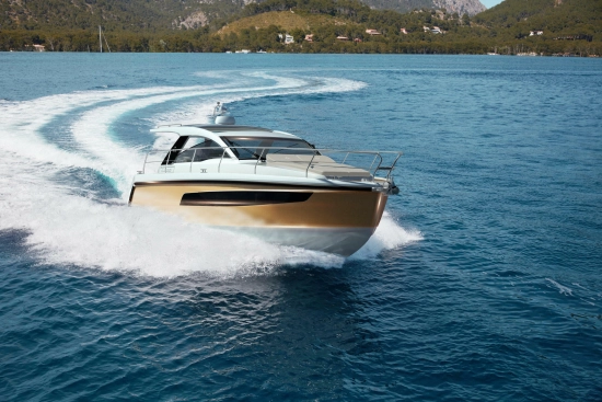 Sealine S335 neu zum verkauf