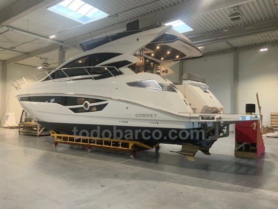 Cobrey Yachts Cobrey 50 Fly In Stock neu zum verkauf