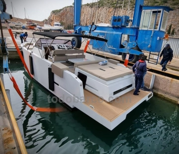De Antonio 34 open preowned for sale