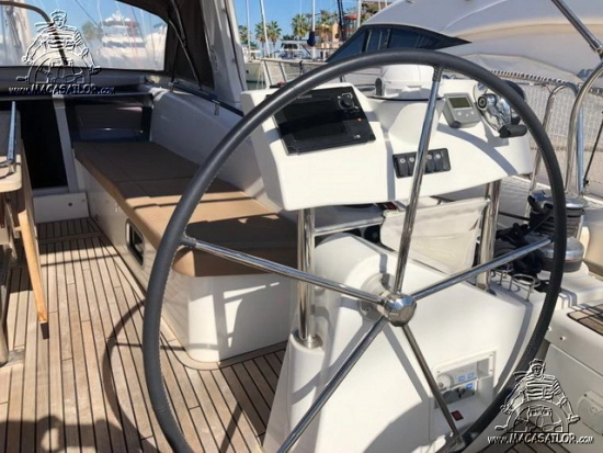 Beneteau Oceanis 58 preowned for sale