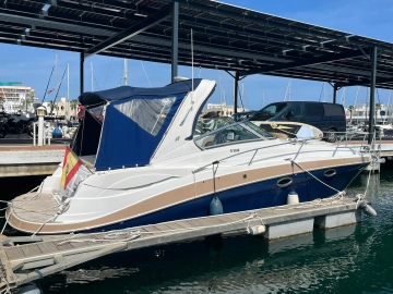 Four Winns V318 preowned for sale