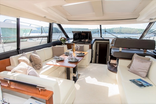 Jeanneau Prestige 550 gebraucht zum verkauf