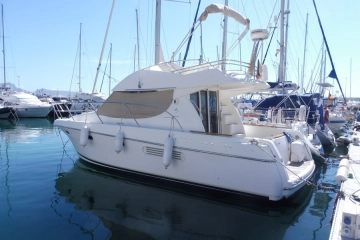 Jeanneau Prestige 32 preowned for sale