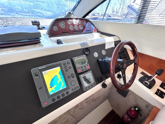 Fairline Phantom 40 gebraucht zum verkauf