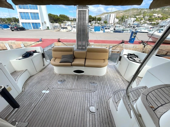 Azimut 46 preowned for sale