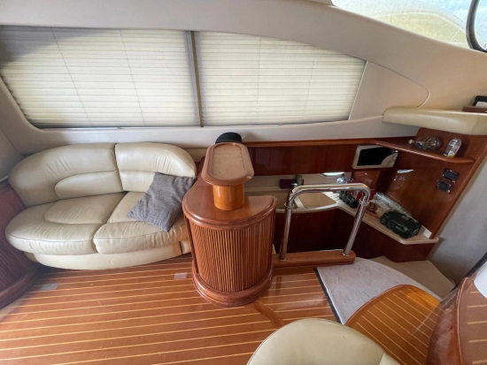 Azimut 46 preowned for sale