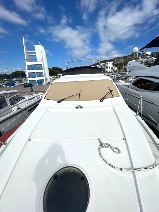 Azimut 46 preowned for sale