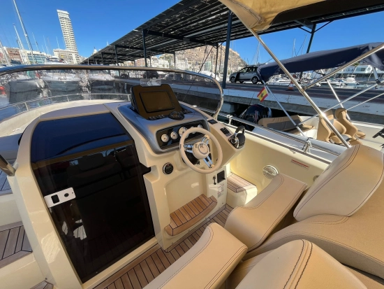 Invictus Yacht 280 GT preowned for sale